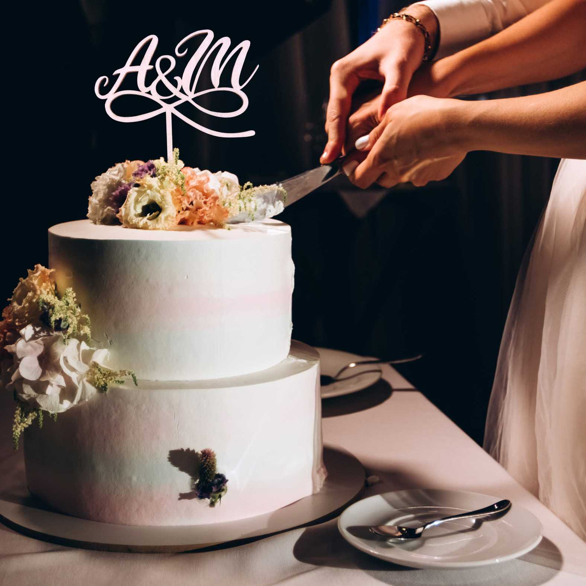 CAKE TOPPER Hochzeit Initialen personalisiert aus Holz - Tortendeko & Kuchendeko - FOTOFOL