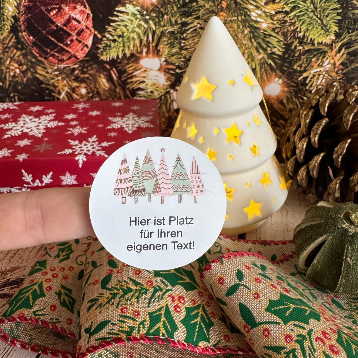 Personalisierte runde Aufkleber Weihnachten – 24 Stück (4,5 cm) | Weihnachtszauber in Rosa - FOTOFOL