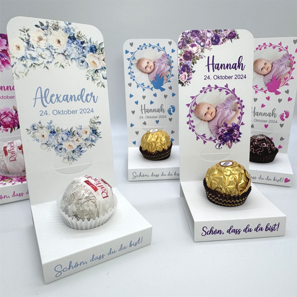 Aufsteller für Gastgeschenke personalisiert - lila Blumen - FOTOFOL