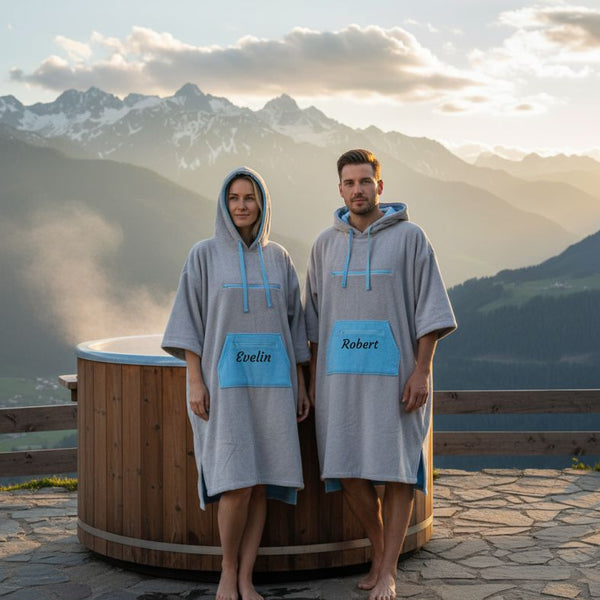 Badeponcho Unisex  PERSONALISIERT mit Name Kapuzen-Bademantel