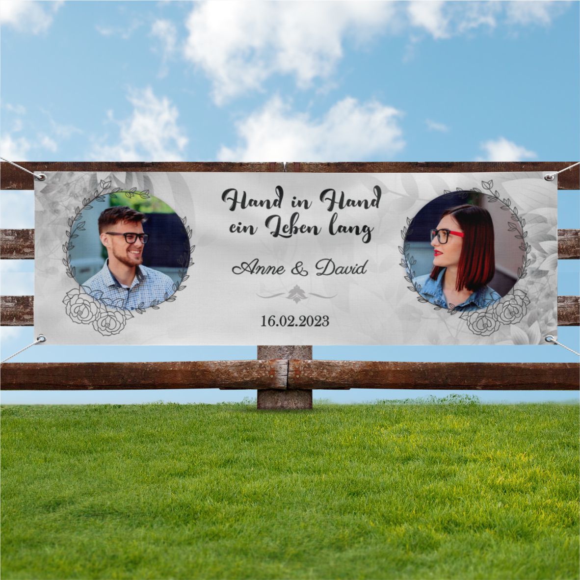 Personalisiertes Banner zur Hochzeit mit Fotos, Namen, Datum und Wunschtext - FOTOFOL