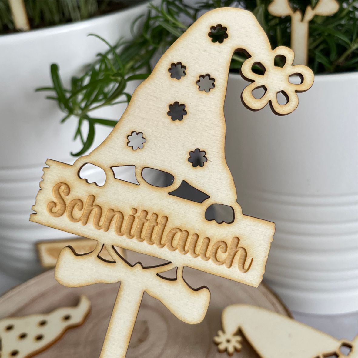Kräuterschild Kräuterstecker 6er-Set aus Holz - Kräutername personalisiert - Pflanzstecker, Gartenstecker für Kräuter - FOTOFOL
