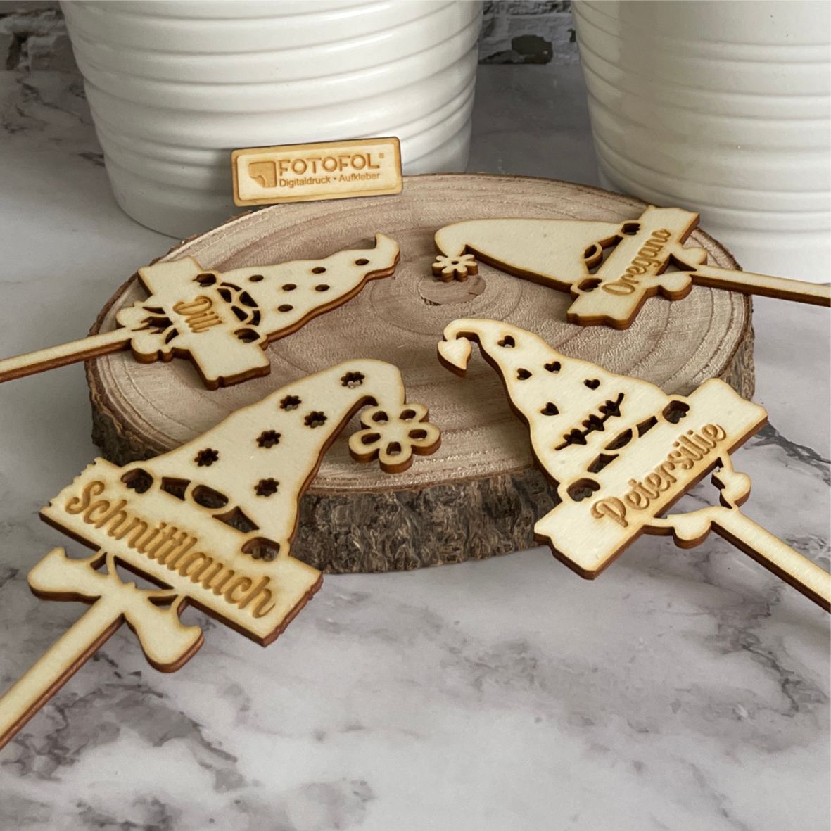 Kräuterschild Kräuterstecker 6er-Set aus Holz - Kräutername personalisiert - Pflanzstecker, Gartenstecker für Kräuter - FOTOFOL
