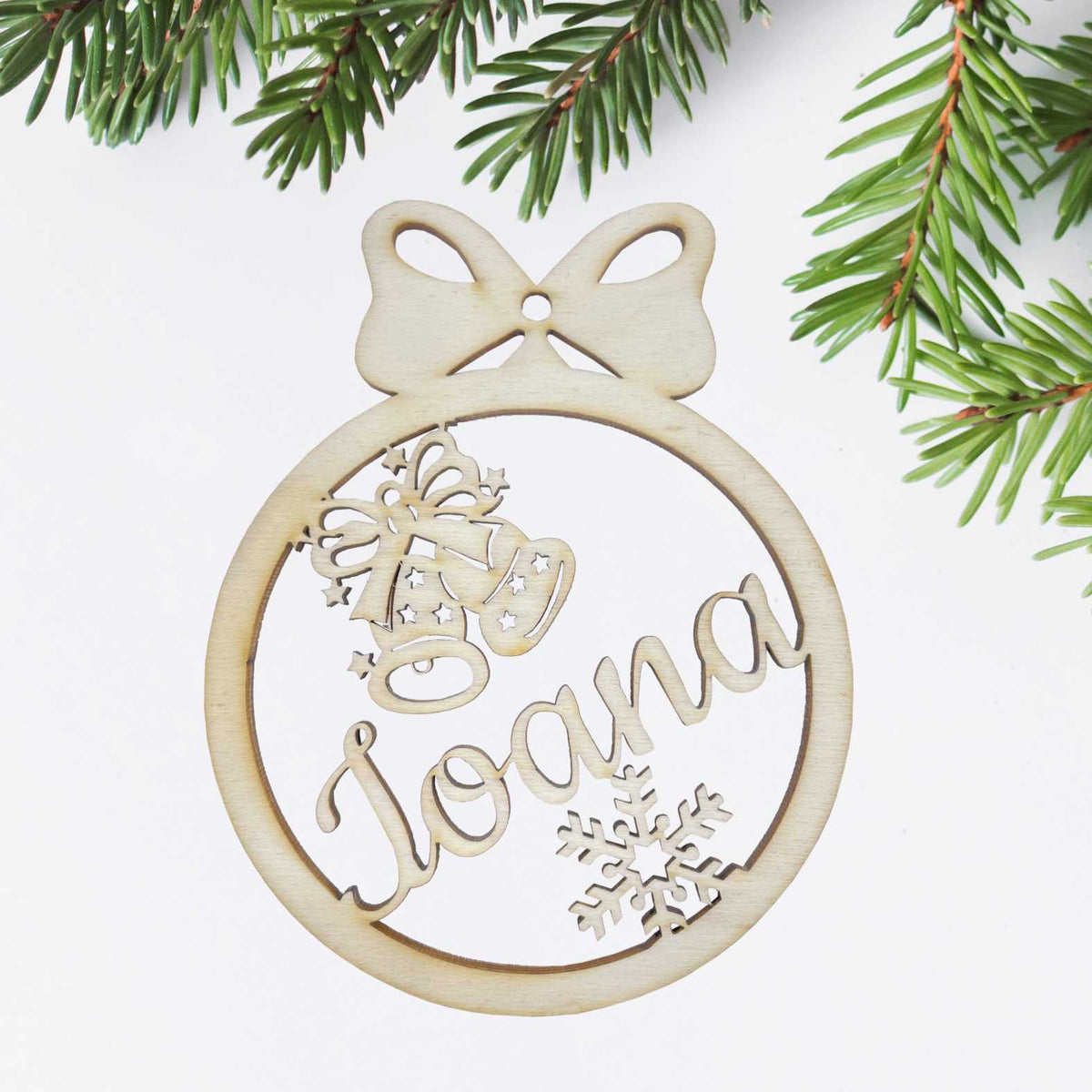 FOTOFOL Personalisierte Weihnachtskugeln aus Holz | Christbaumkugeln mit Namen | Schmücken Sie Ihren Baum mit bezaubernden Weihnachtskugeln aus Holz | Gestalte deine personalisierten Weihnachtskugeln ganz einfach selbst und schaffe so eine bleibende Erinnerung